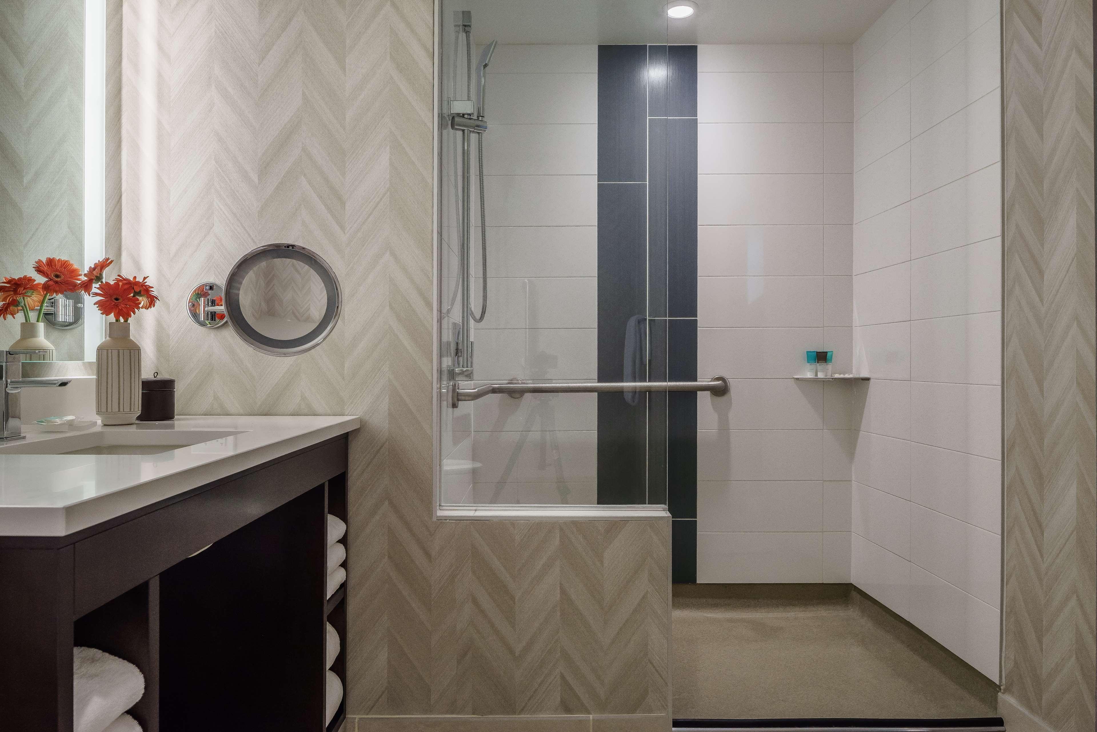 ไฮแอท รีเจนซี ออโรรา Hotel ภายนอก รูปภาพ