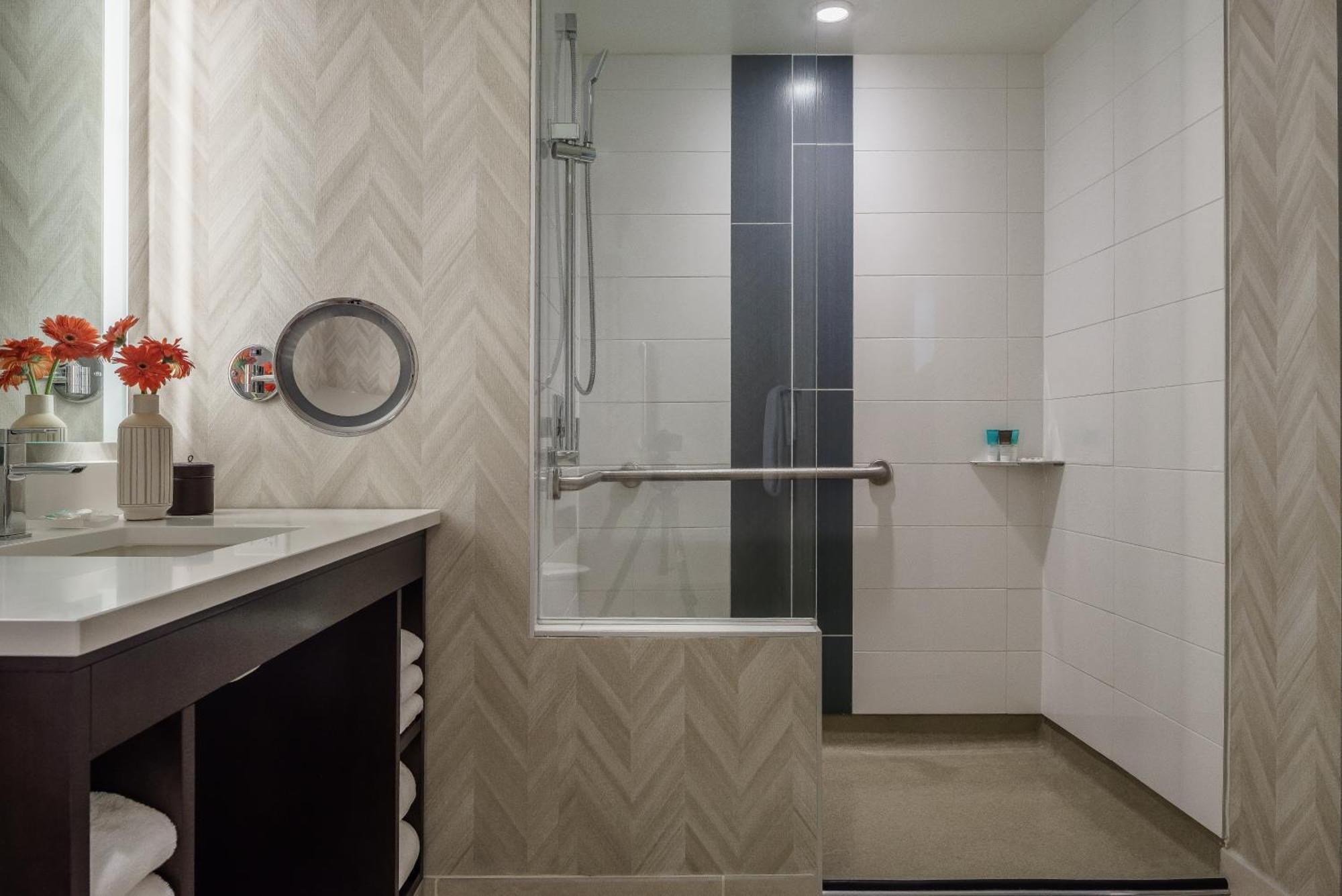 ไฮแอท รีเจนซี ออโรรา Hotel ภายนอก รูปภาพ